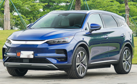 BYD TANG অটোমোটিভ 4wheel ড্রাইভিং ফর্ম 635KM মাইলেজ সহনশীলতা 7 আসনের SUV EV গাড়ি