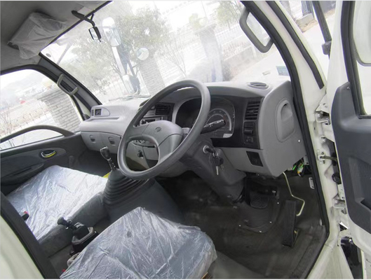 85KM/h ডিজেল অফরোড কার্গো ট্রাক 4x4 ডাবল রো ফেন্স কার্গো ট্রাক
