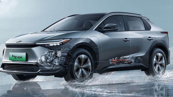 Toyota Bz4x ইলেকট্রিক কার Suv EV 2023 চায়না Toyota BZ4X 400KM ড্রাইভিং রেঞ্জ মডেল